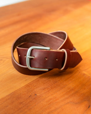 Journeyman Co. Leather Belt in Rich Brown