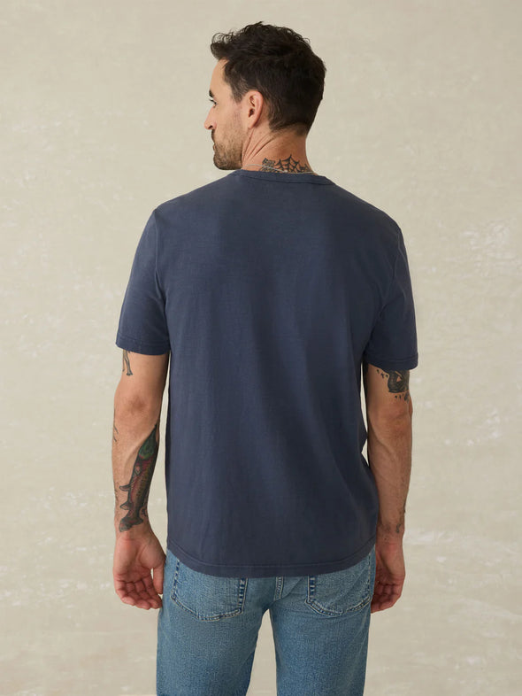 Faherty Sunwashed Pocket Tee in Dune Navy