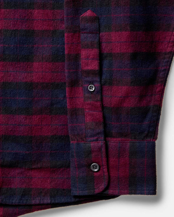 Taylor Stitch The Yosemite Shirt in Port Plaid