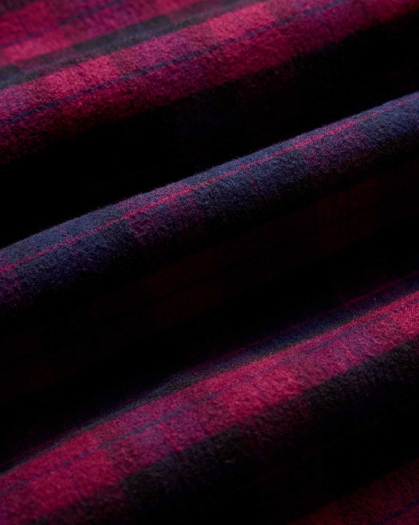 Taylor Stitch The Yosemite Shirt in Port Plaid