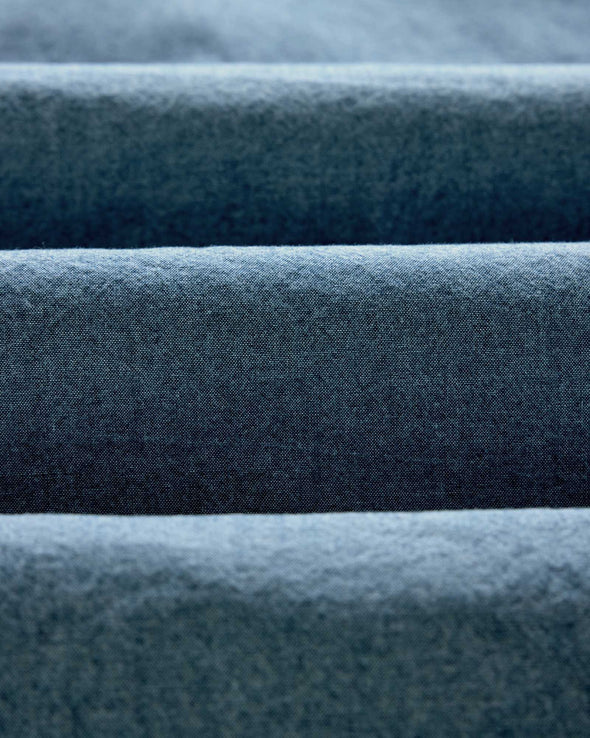 Taylor Stitch Jack LS Shirt in Washed Indigo Chambray