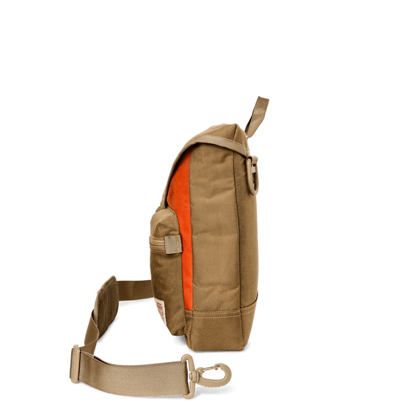 Filson Surveyor Messanger Bag in Dark Tan/Flame